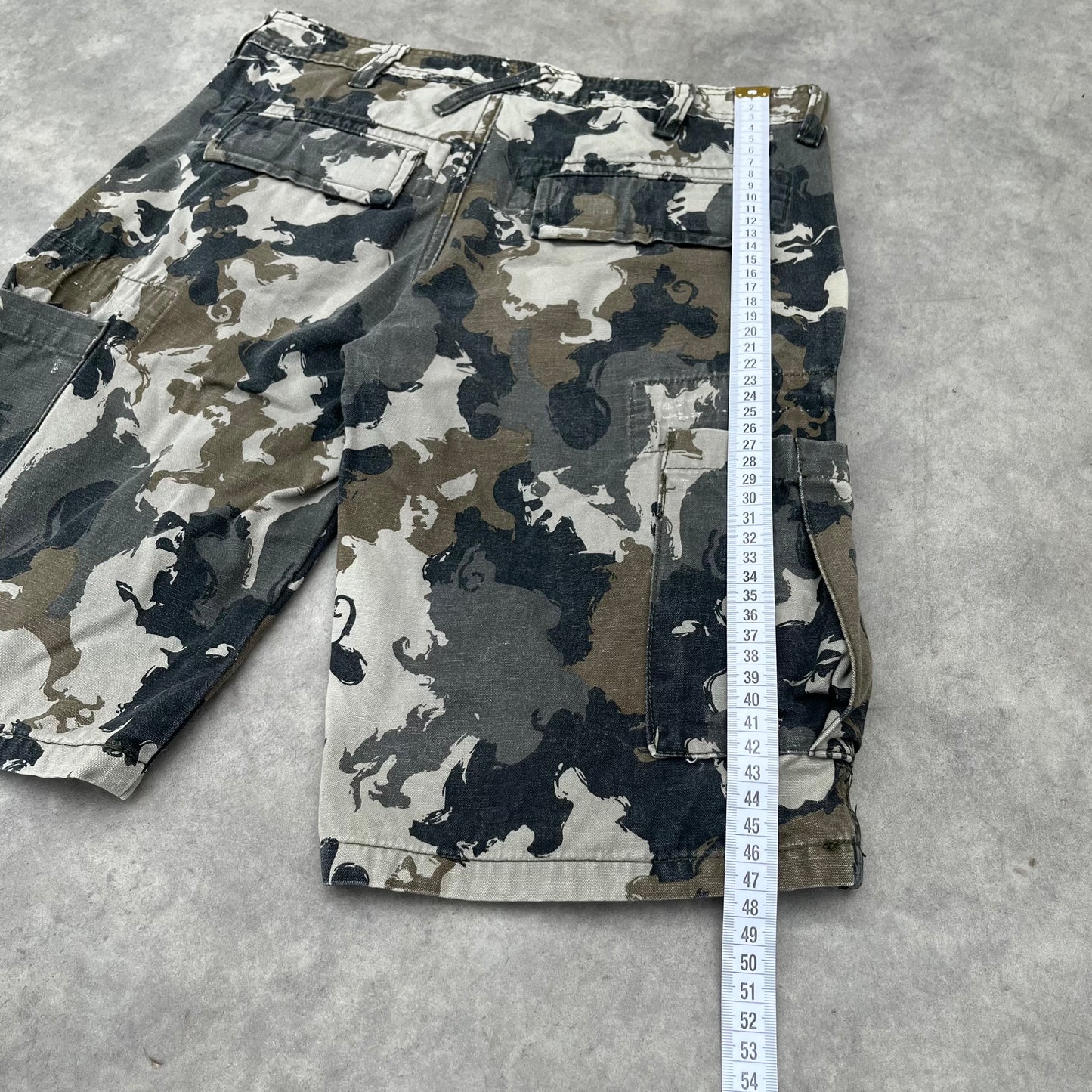 Oxygen Camo Cargo Shorts XS