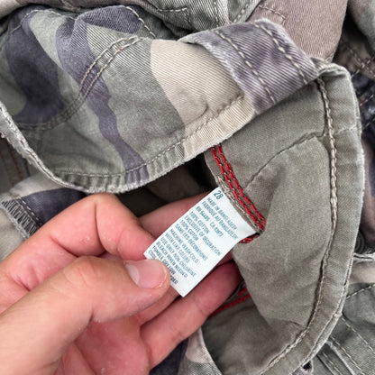 American Eagle Camo Cargo Shorts W28