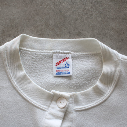 Jerzees Vintage White Embroidered Sweatshirt (Woman-L)