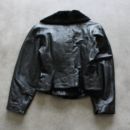 Vintage Black Leather Jacket with Fur Collar (Woman-M)