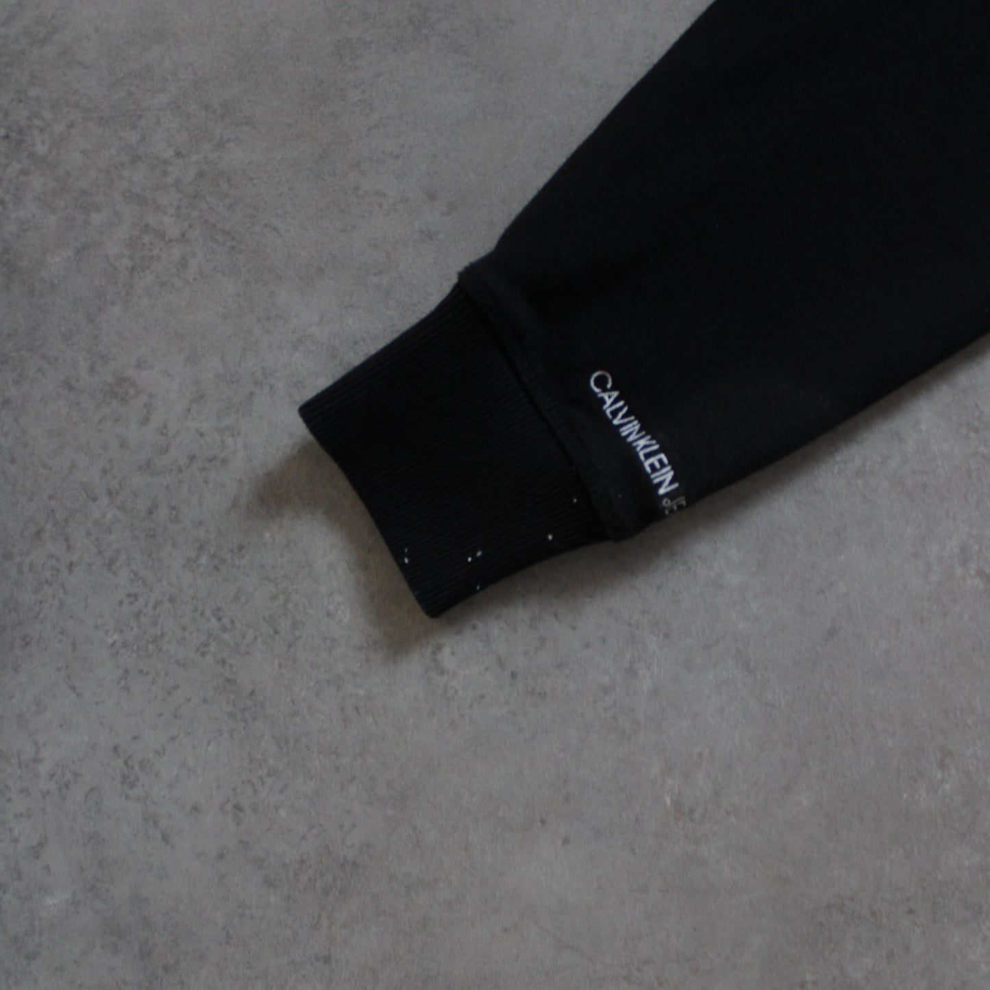 Calvin Klein Jeans Hoodie (Men-XL) [SPOTTED]