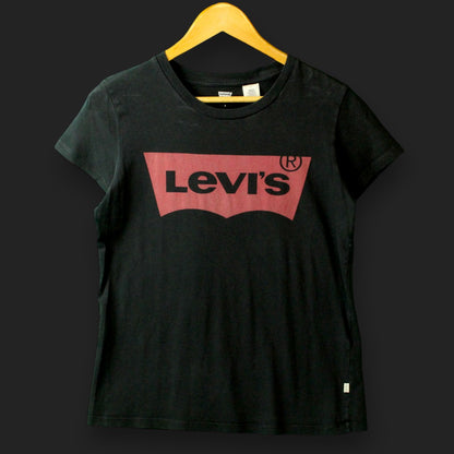 Levi's T-Shirt (Size-S)