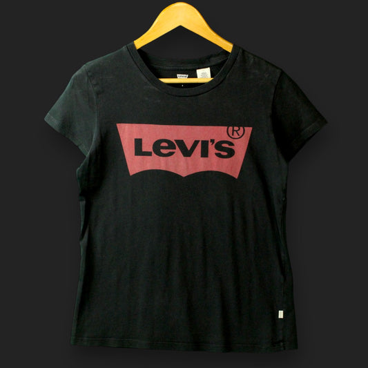 Levi's T-Shirt (Size-S)