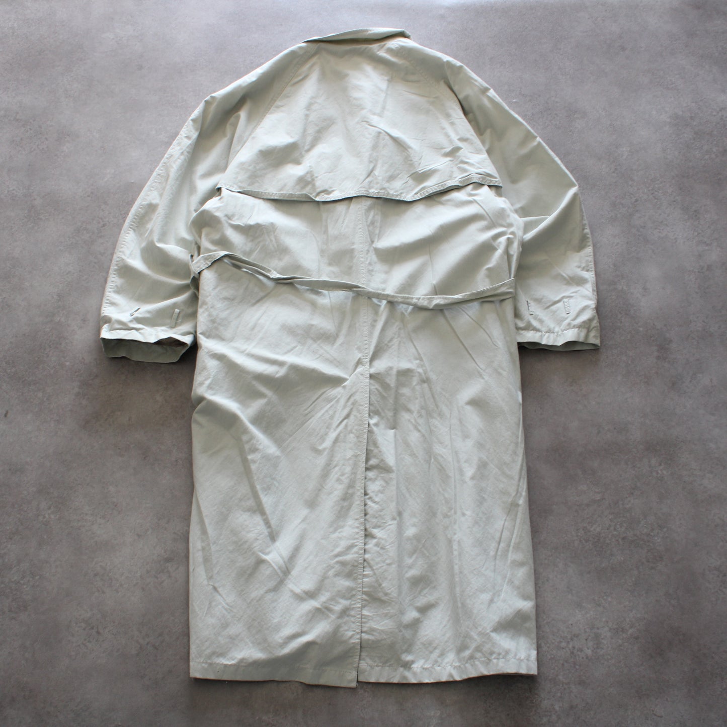 Vintage Light Beige Trench (Man-XL)