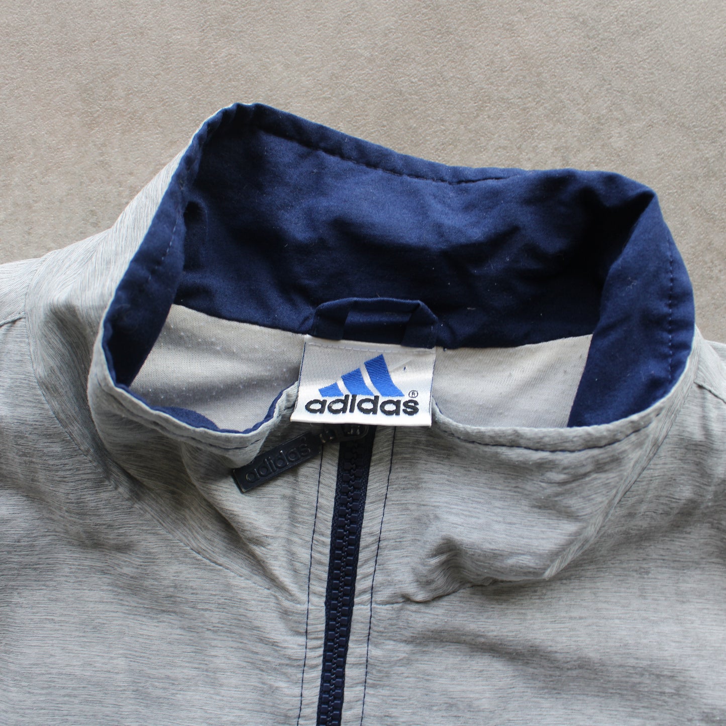Adidas 90’s Vintage Windbreaker Jacket - Grey/Navy (Man-L)
