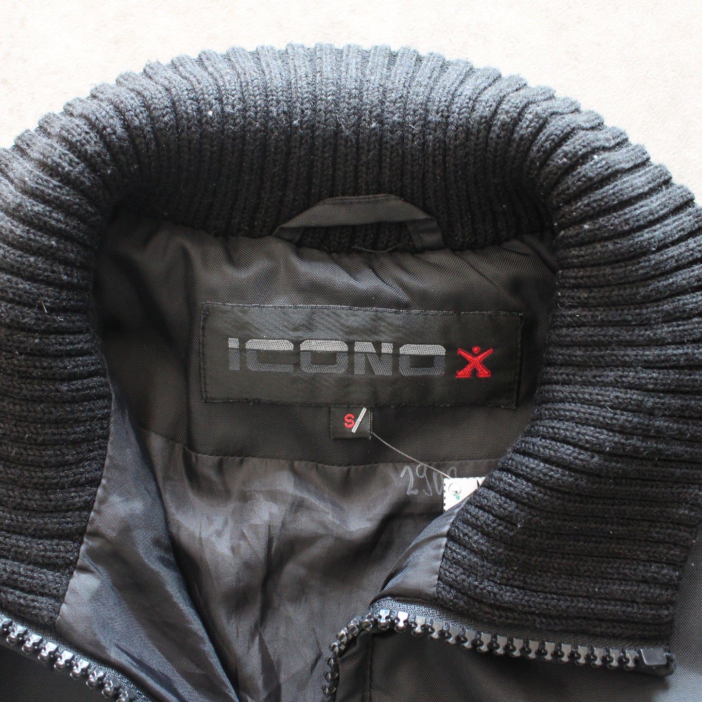 Icono Bomber Jacket – Black (Man-S)