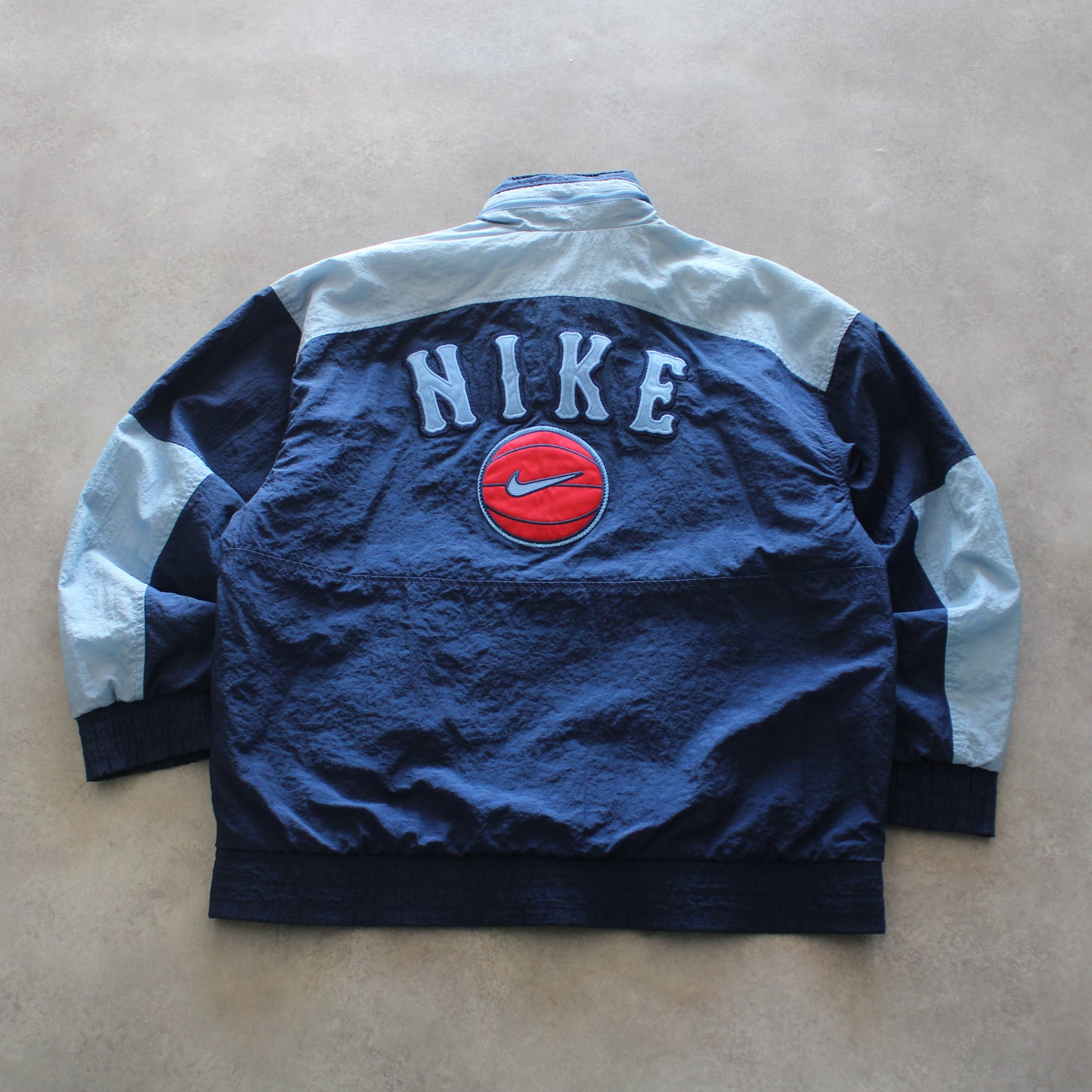 Nike 90’s Vintage Embroidered Back Jacket – Navy/Light Blue (Man-M)