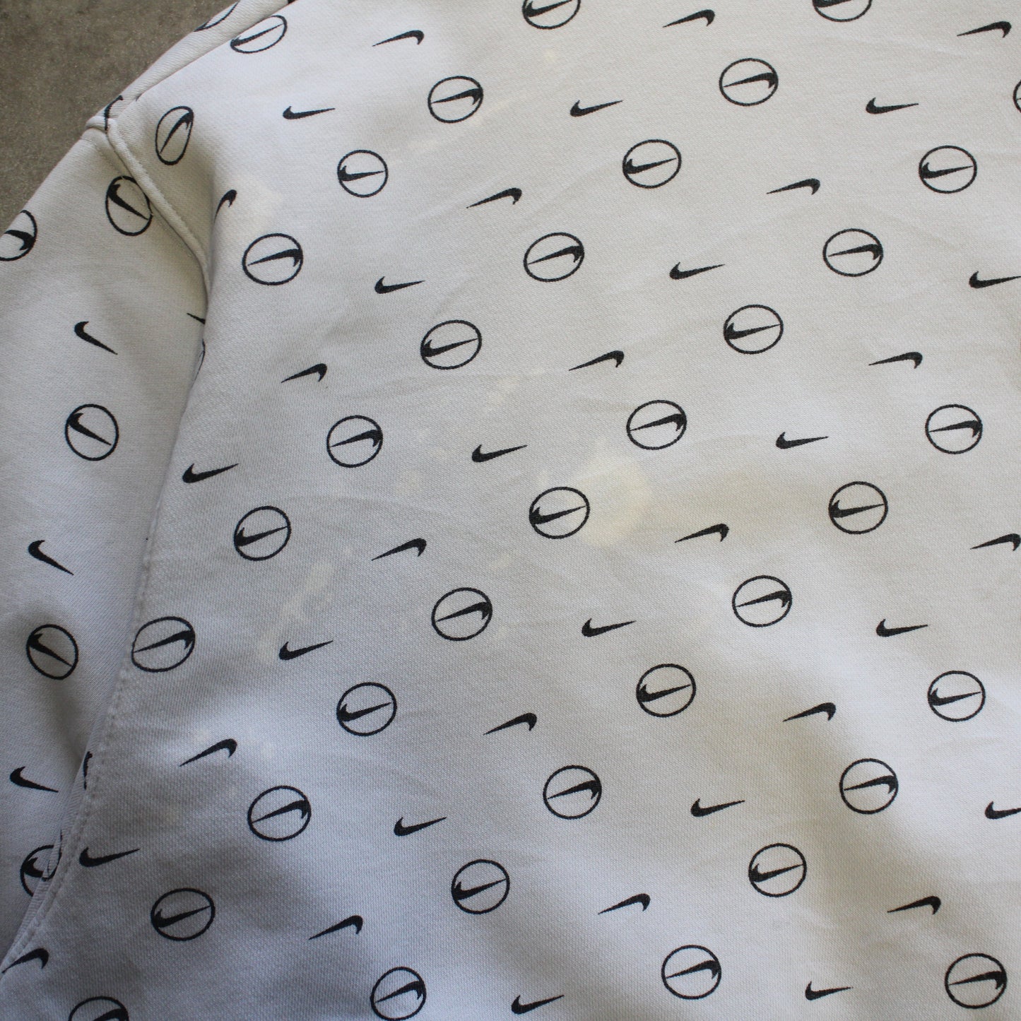 Nike Oversized Crewneck – White (Woman-M)