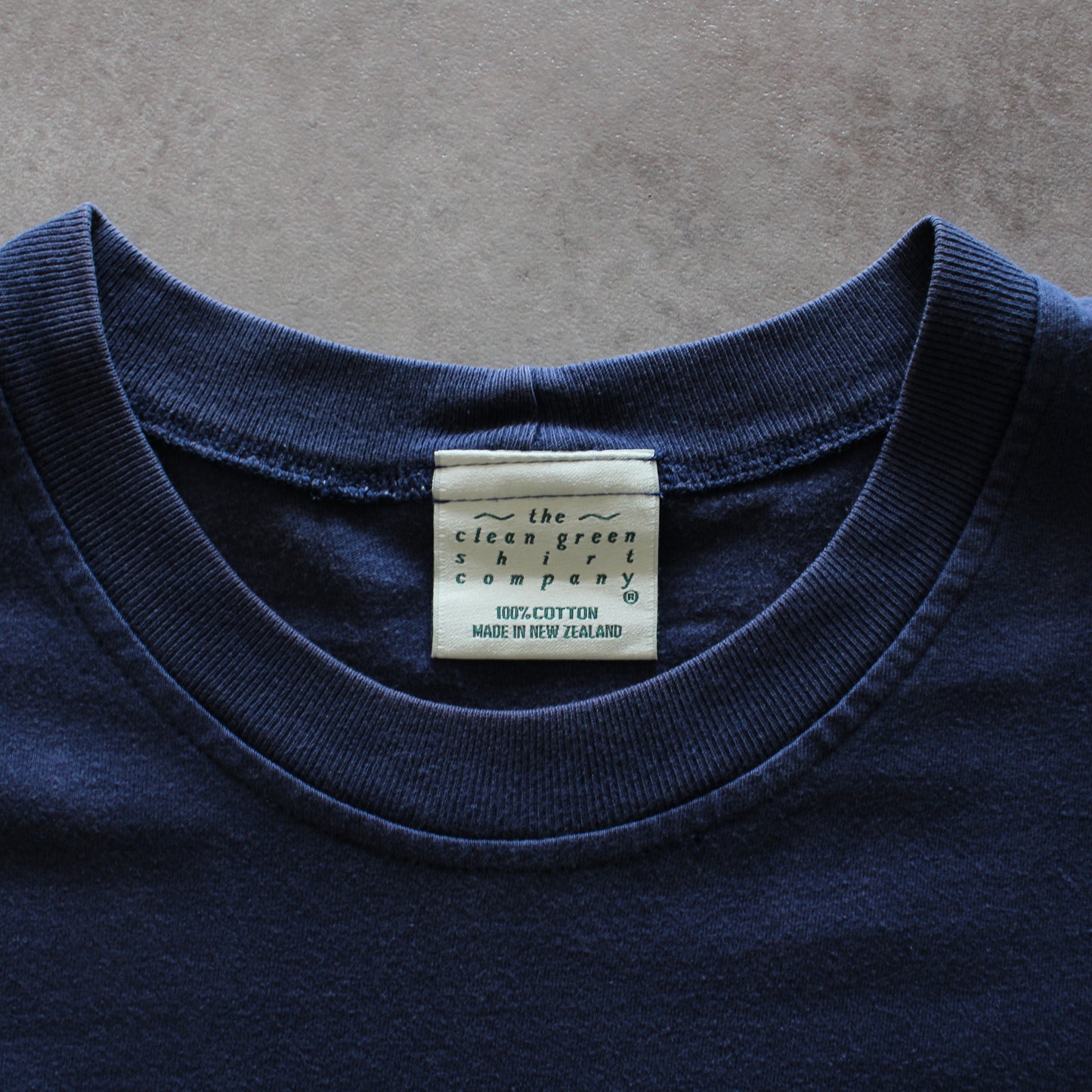 The Clean Green Shirt Vintage Printed Tee – Navy (Man-L)