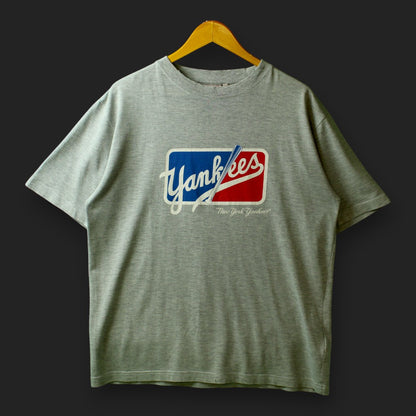 Majestic Yankees T-Shirt (Size-L)