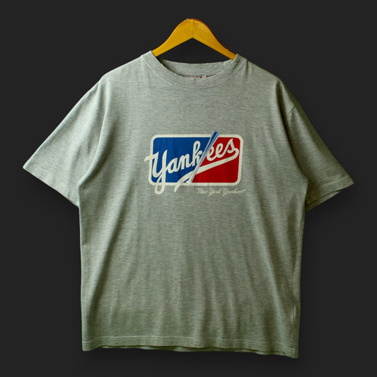 Majestic Yankees T-Shirt (Size-L)