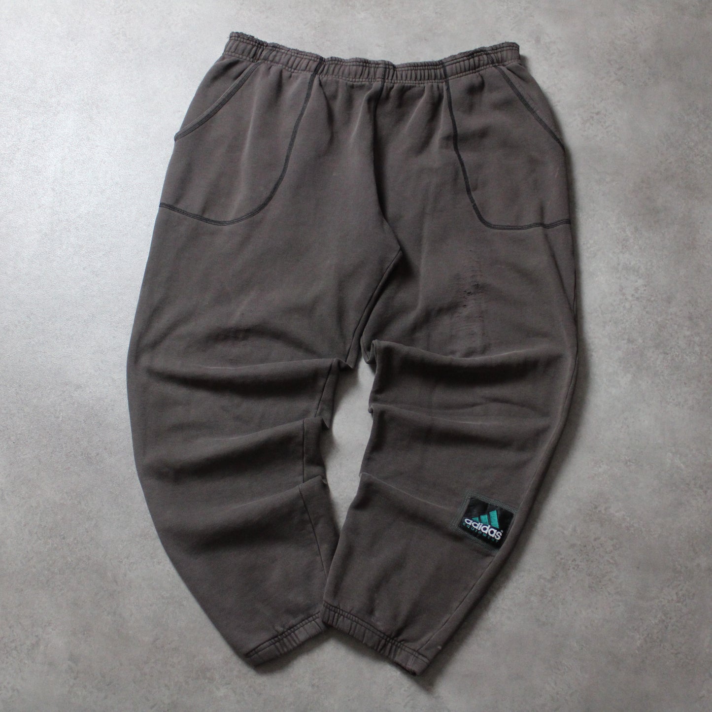 Adidas Equipment Jogginghose (Herren-XL) [DESTRESSED]