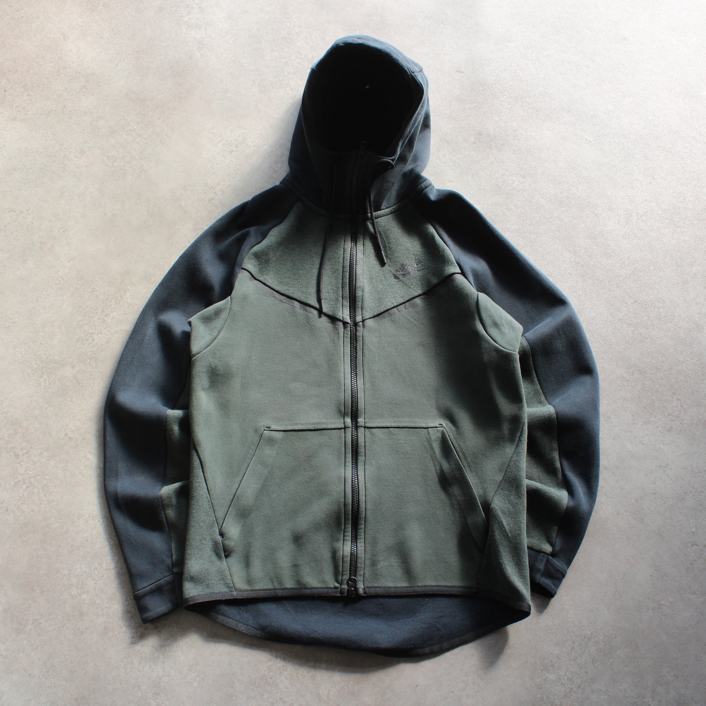 Nike Tech Fleece Hoodie – Olive/Black (Man-S)