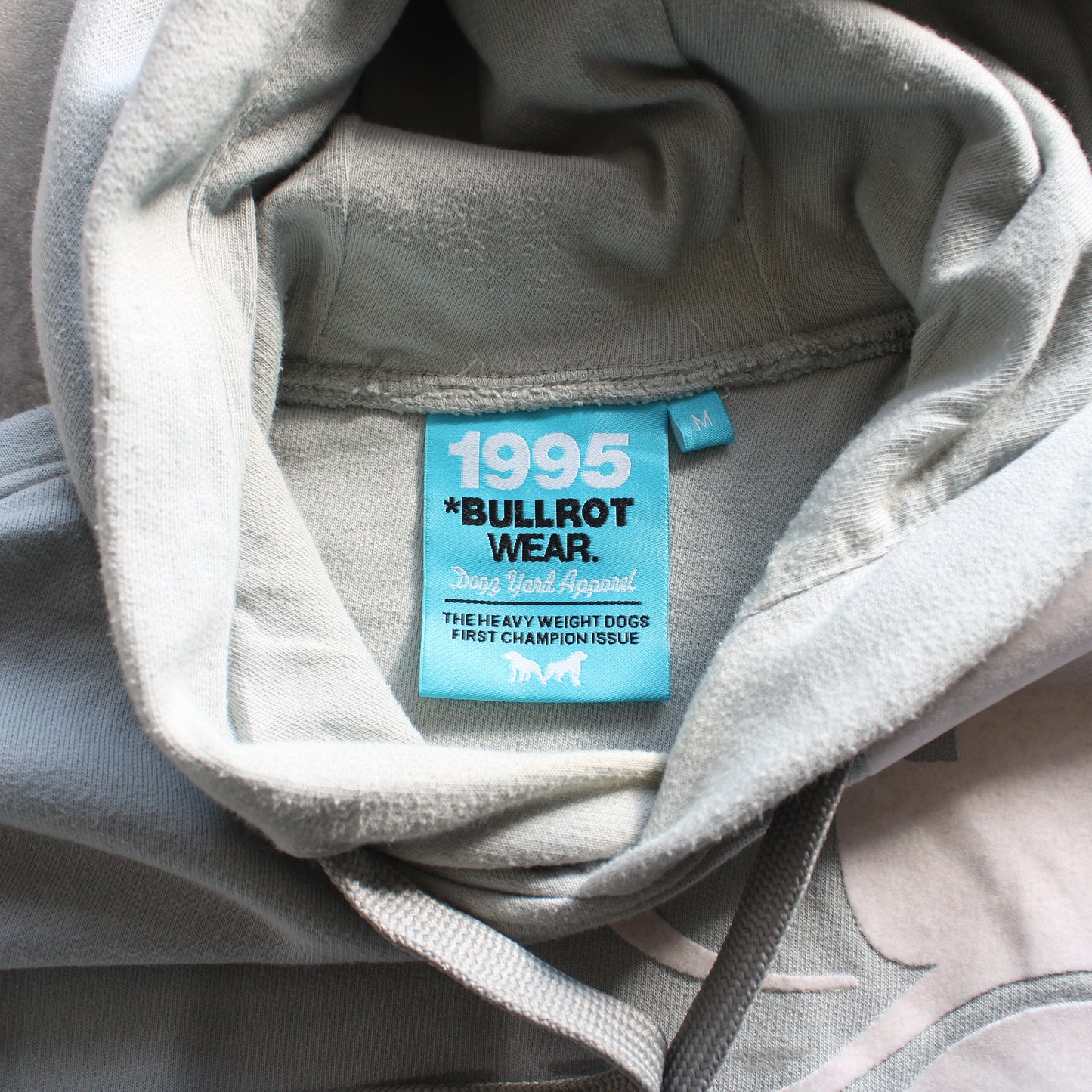 1995 Bullrot Wear Embroidered Hoodie – Grey (Man-M)