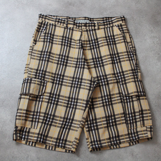 Beyond The Limit Cargo-Shorts (Größe W40) 
