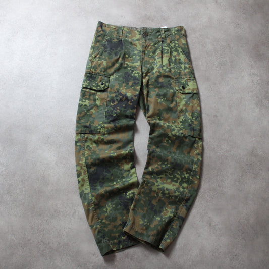 Camouflage-Cargohose (Größe W30) 