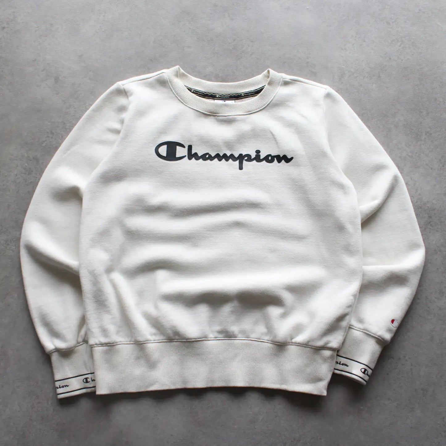 Champion 3D Printed Crewneck – White (Woman-S)