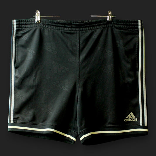 Adidas Vintage Shorts (Größe XL)