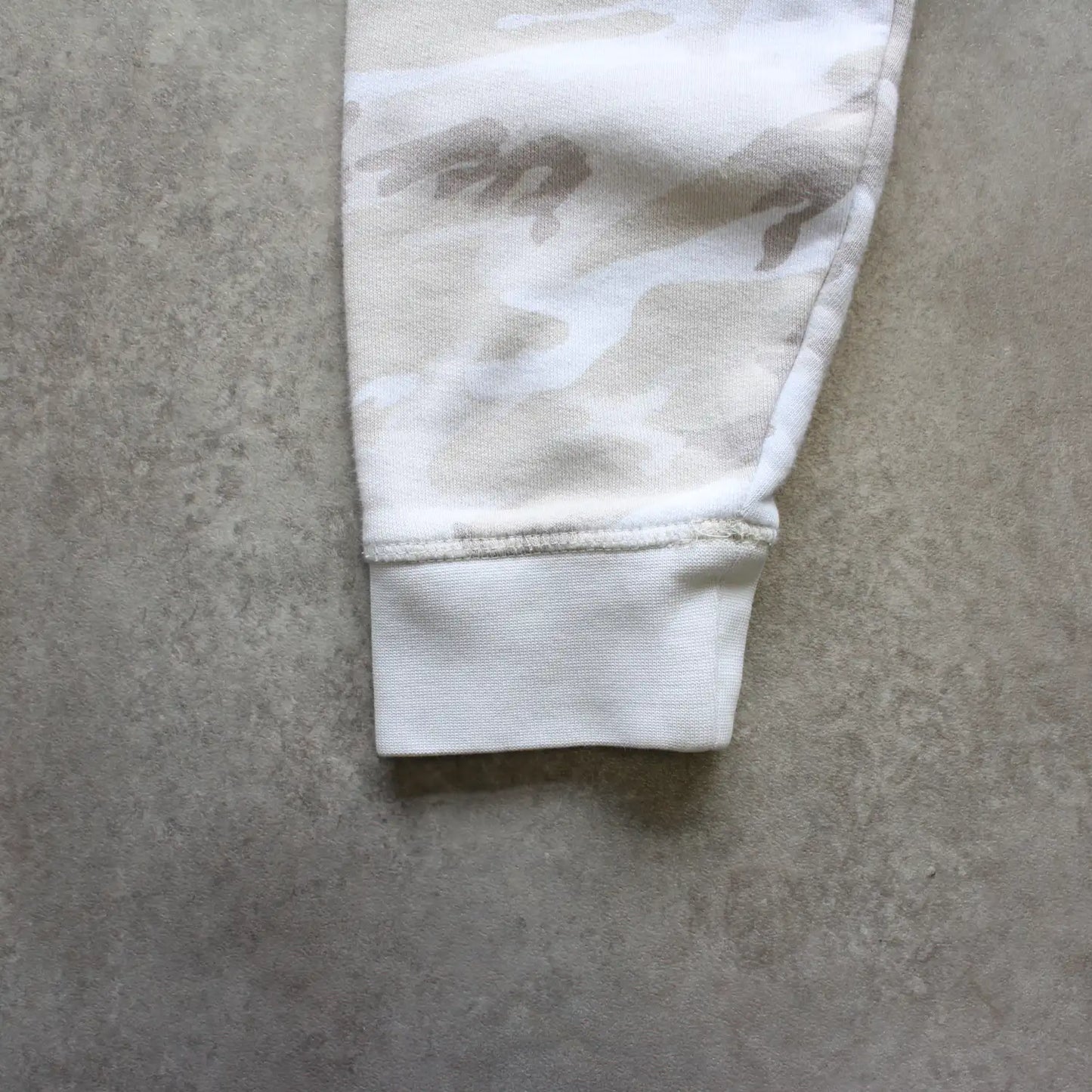 Tommy Hilfiger Embroidered Hoodie – White Camo (Man-L)