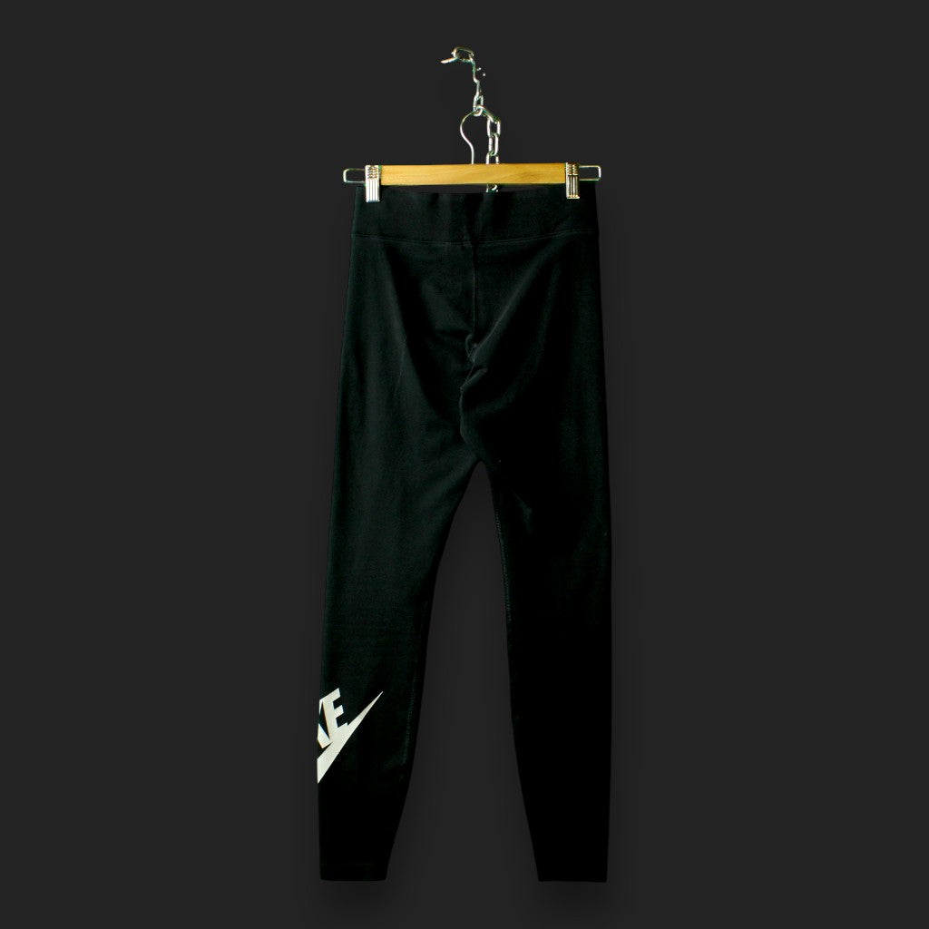 Nike Trainingshose (Größe S) 
