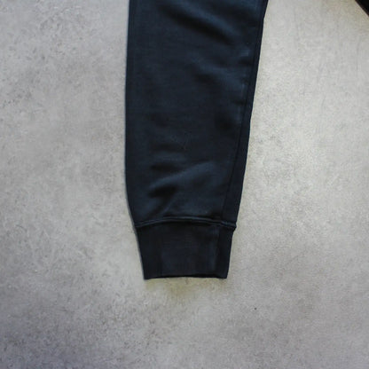 Nike Embroidered Hoodie – Black (Man-M)