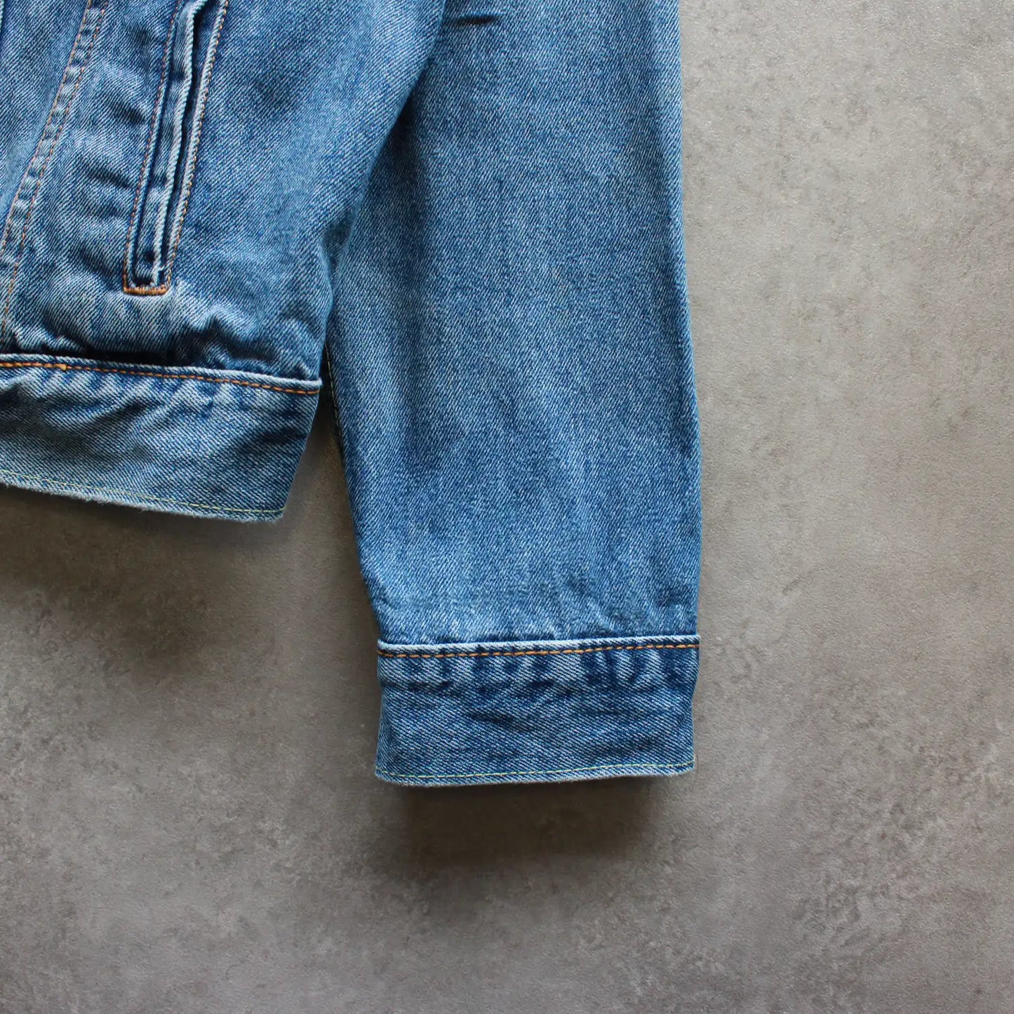 Levi’s Denim Jacket – Light Blue (Man-M)