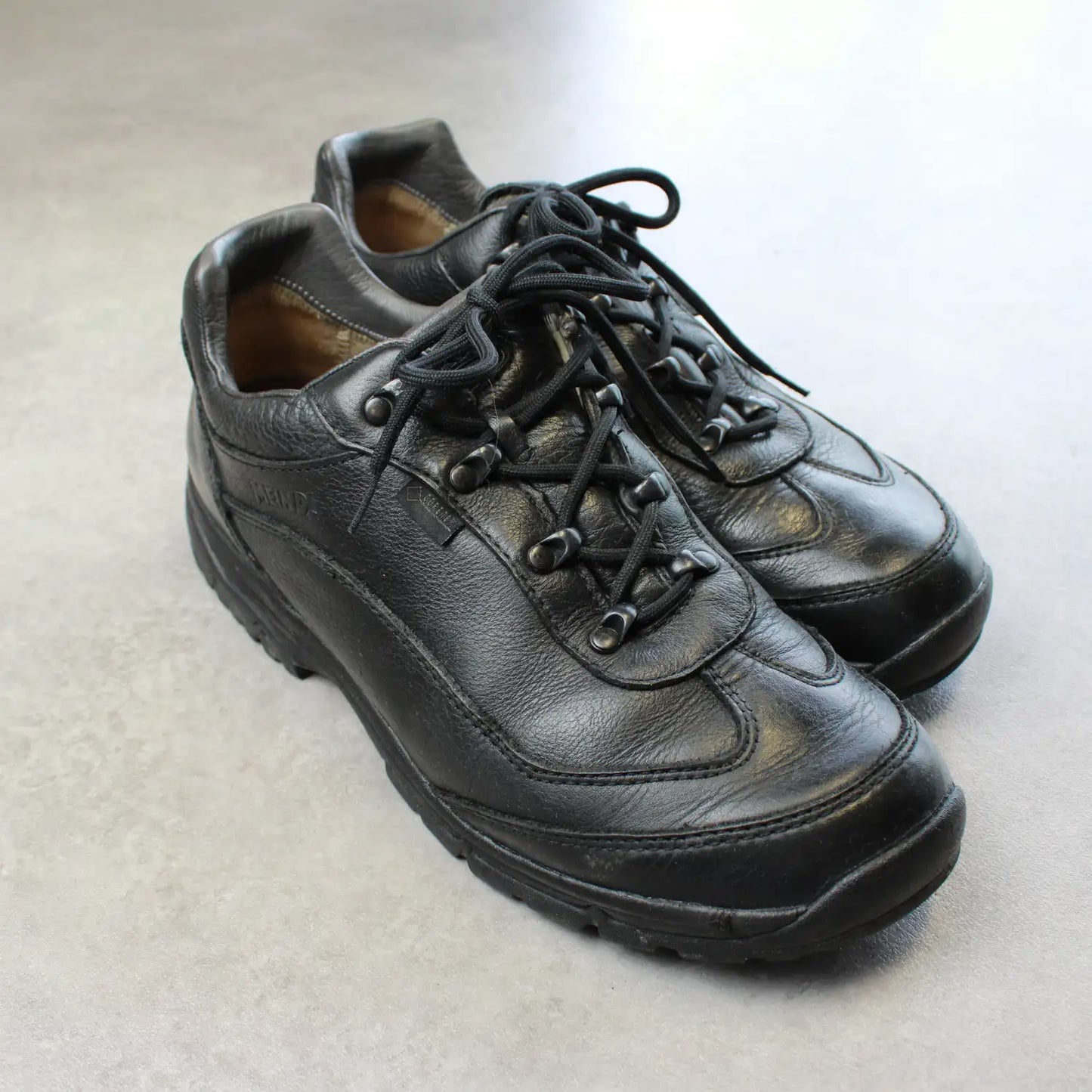 Meindl Leather Outdoor Shoes – Black (Man-43)