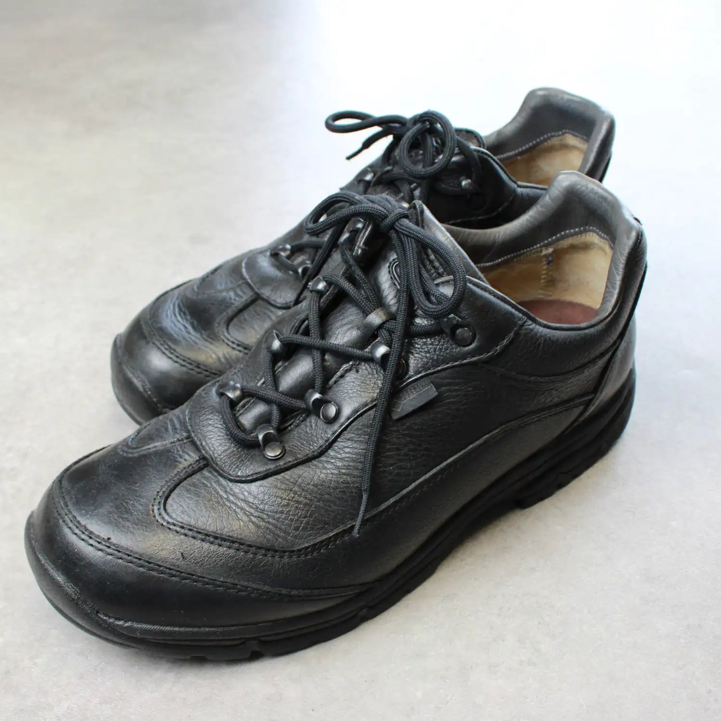 Meindl Leather Outdoor Shoes – Black (Man-43)