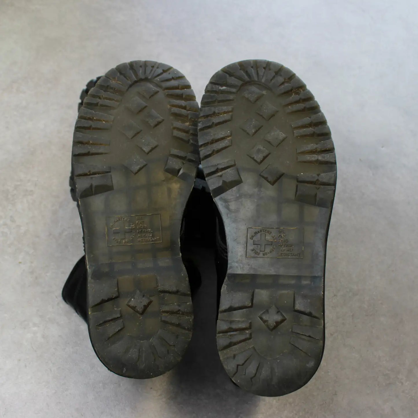 Dr. Martens Leather Boots – Black (Man-42)