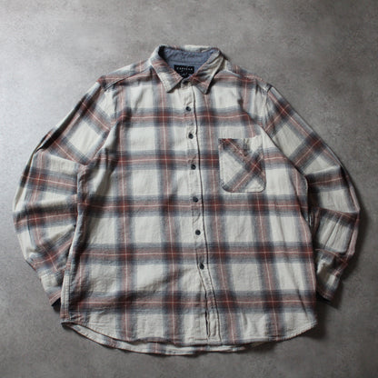 Capsule Long Sleeve Shirt (Man-XL)