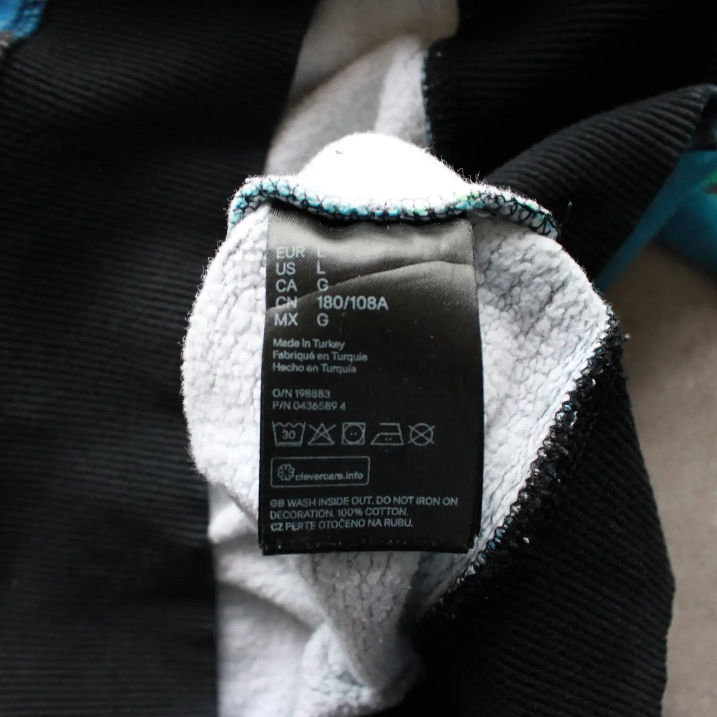 Kenzo x H&M Embroidered Crewneck – Blue/Green Pattern (Man-L)