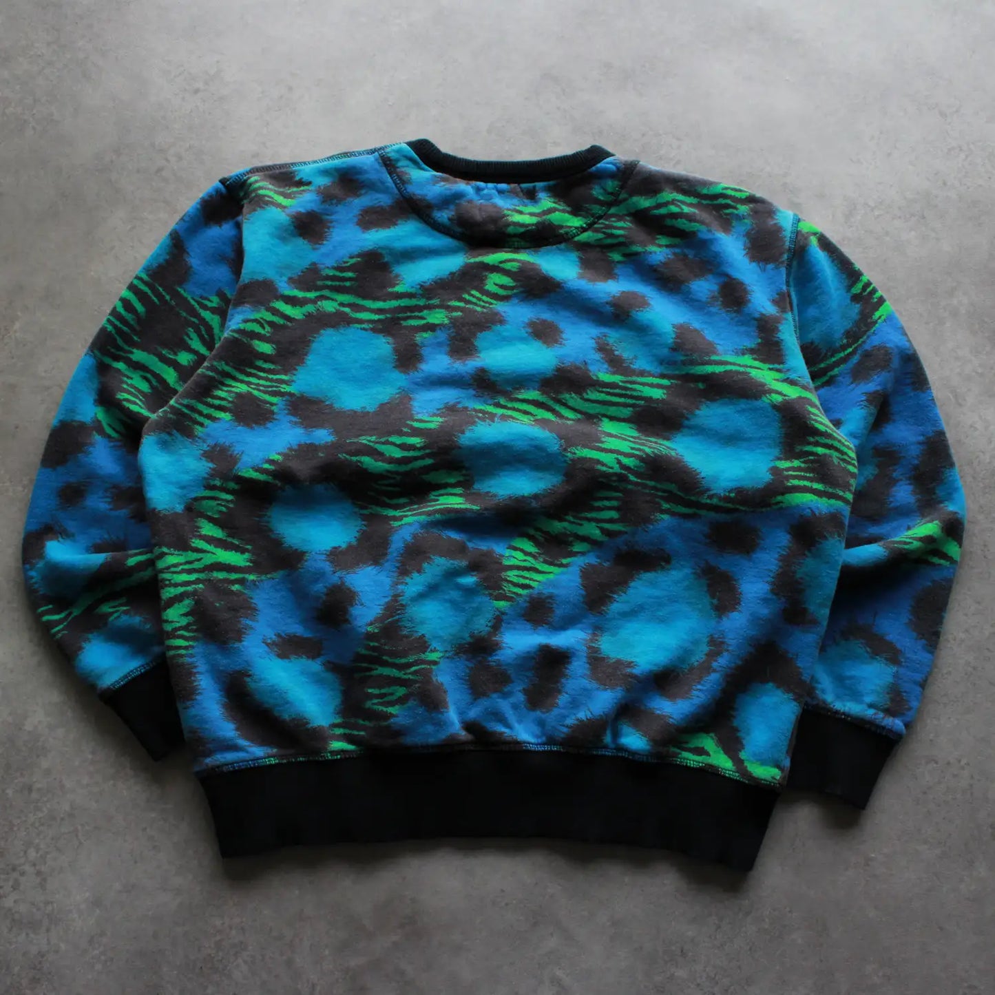 Kenzo x H&M Embroidered Crewneck – Blue/Green Pattern (Man-L)