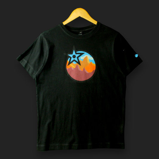 Orangefarbenes T-Shirt (Größe S)
