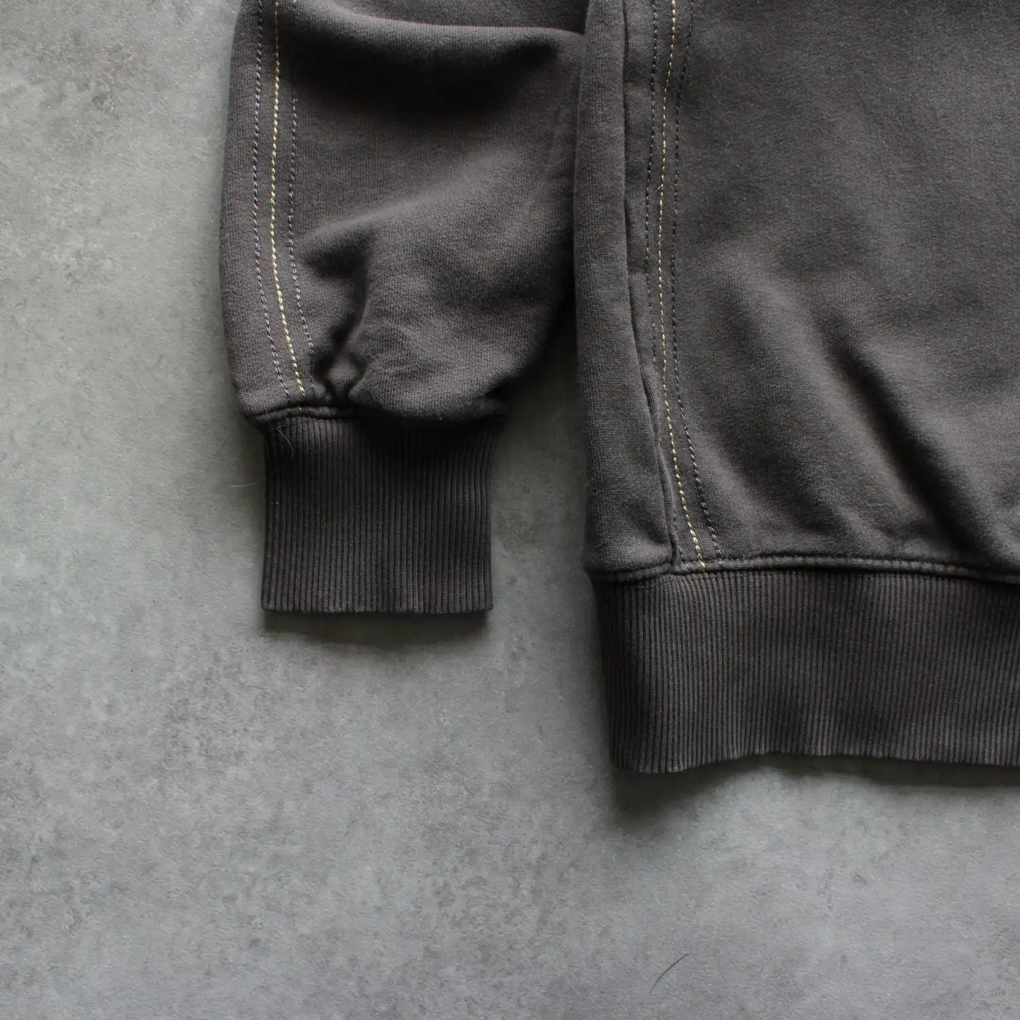 Champion Rochester Quarter Zip Sweatshirt – Brown (Woman-S)