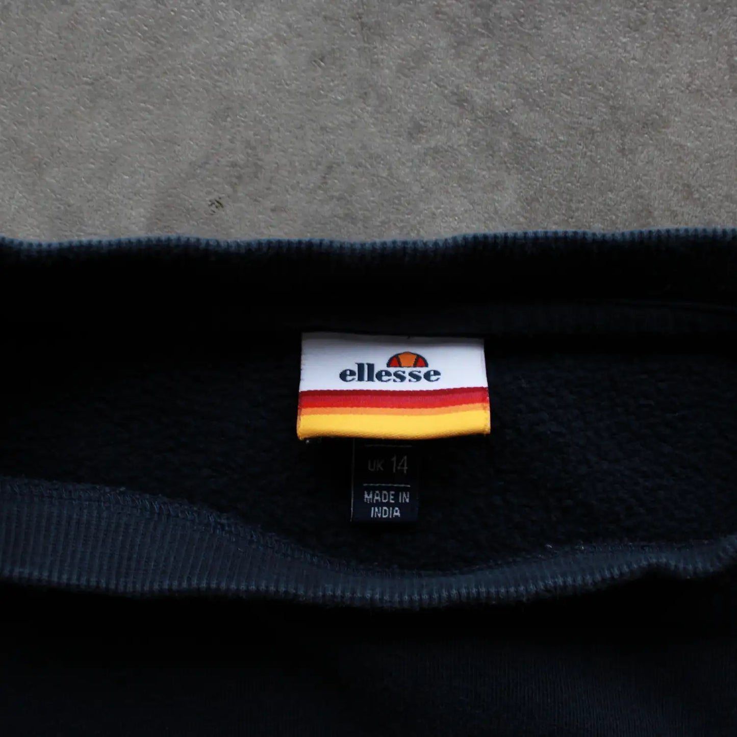 Ellesse Striped Logo Crewneck – Navy/Red/White (Man-L)