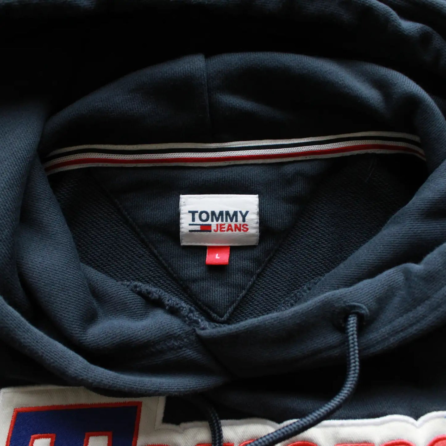 Tommy Jeans Embroidered Patch Hoodie – Navy (Man-L)