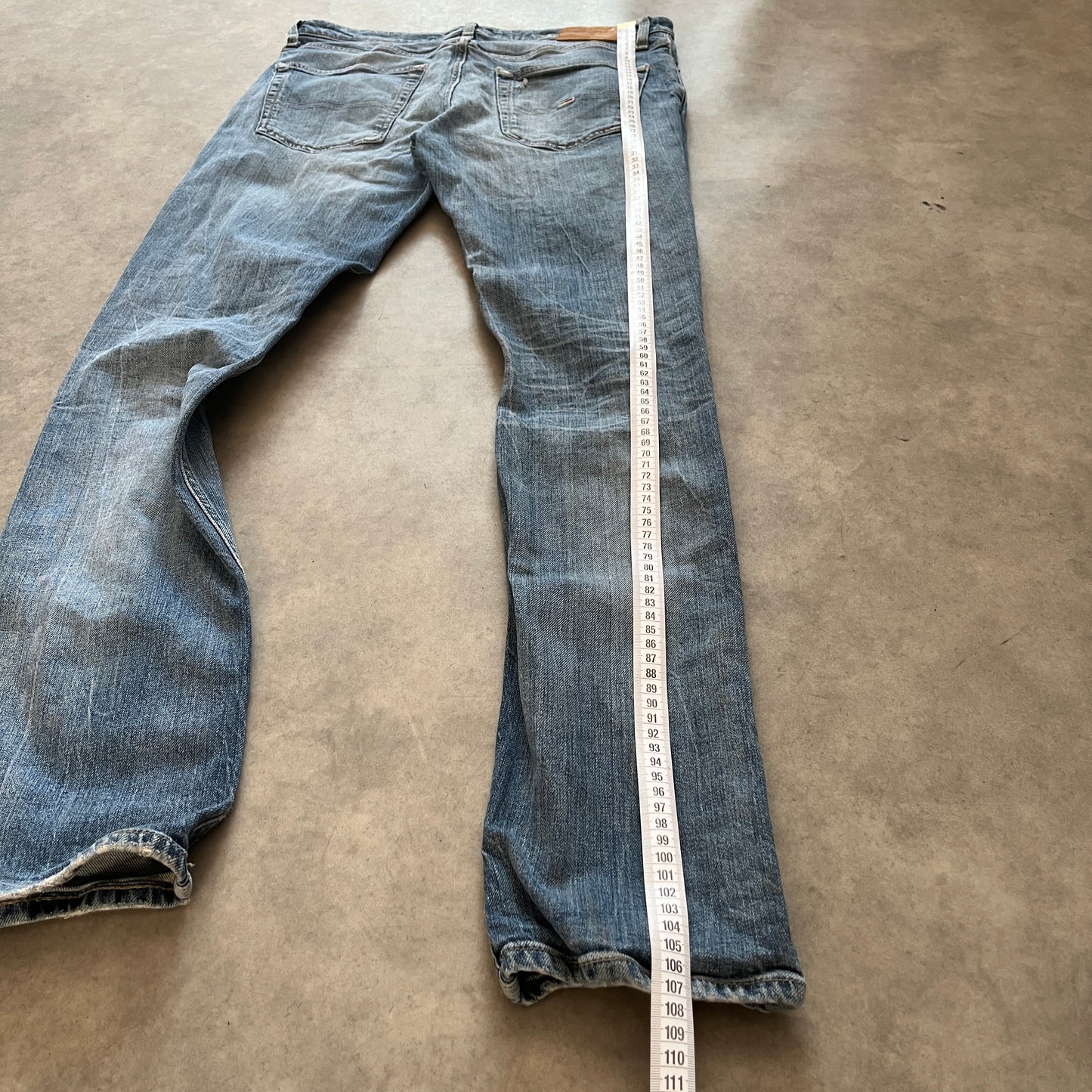 Tommy Jeans Distressed Jeans W34