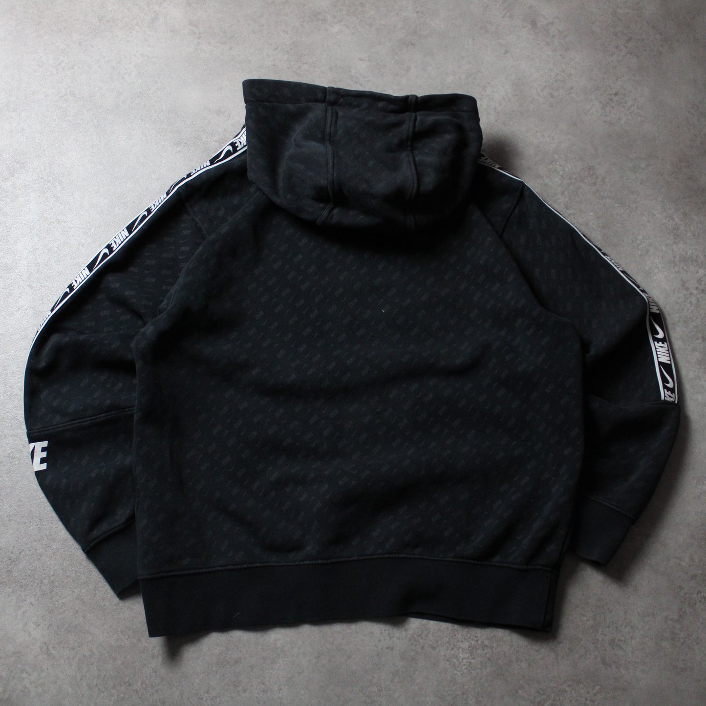 Nike Hoodie (Mann-M) [ENTDECKT]