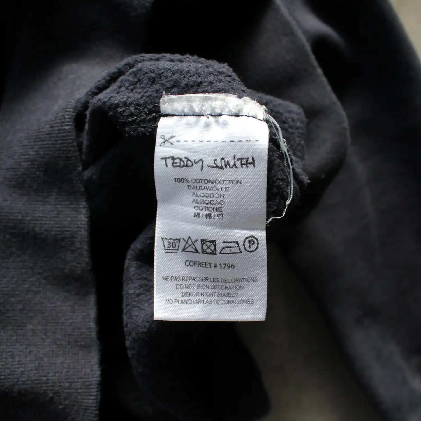 Teddy Smith Embroidered Logo Hoodie – Navy (Man-XS)