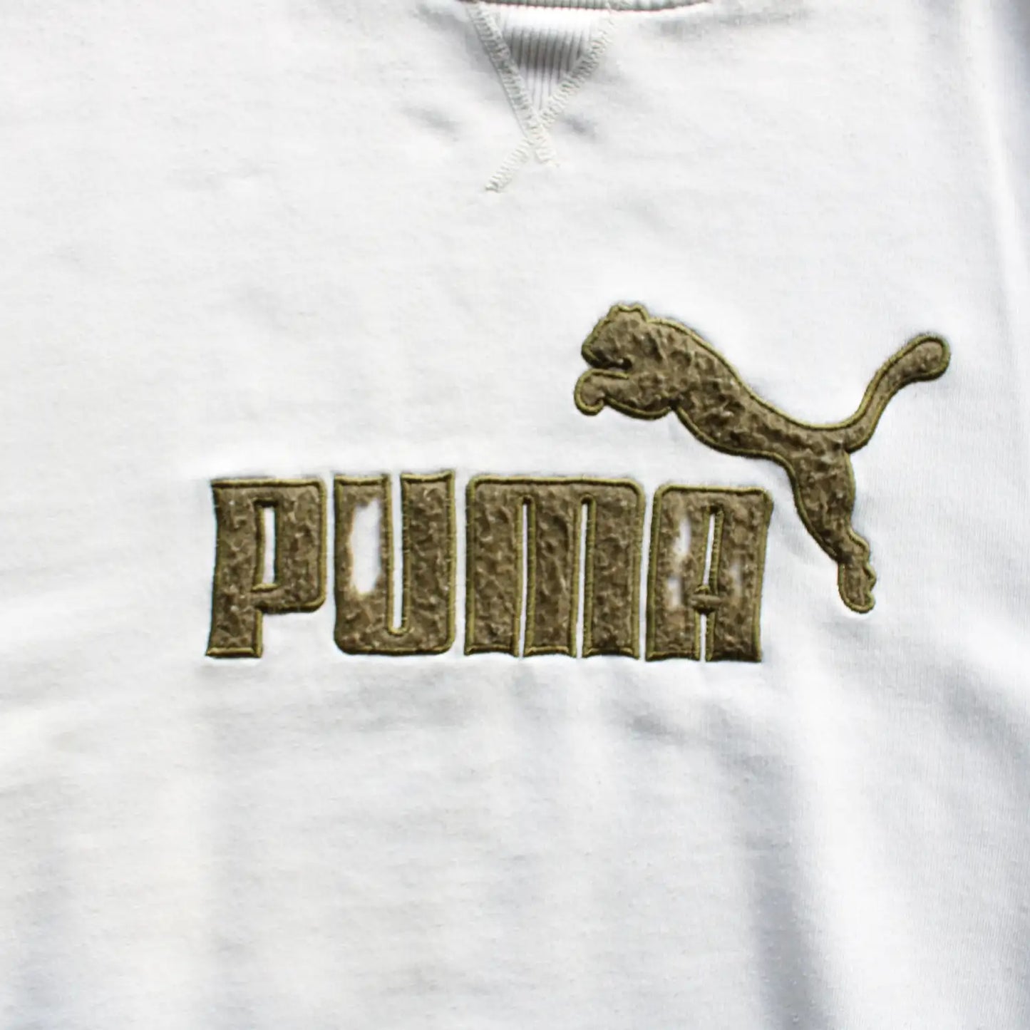 Puma Embroidered Sweatshirt – White/Olive (Man-XXL)