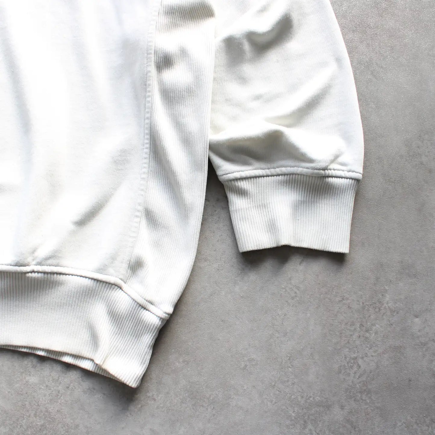 Puma Embroidered Sweatshirt – White/Olive (Man-XXL)