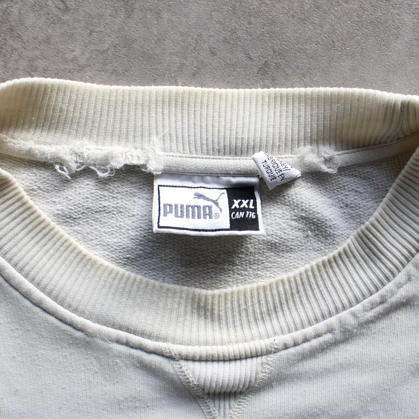 Puma Embroidered Sweatshirt – White/Olive (Man-XXL)