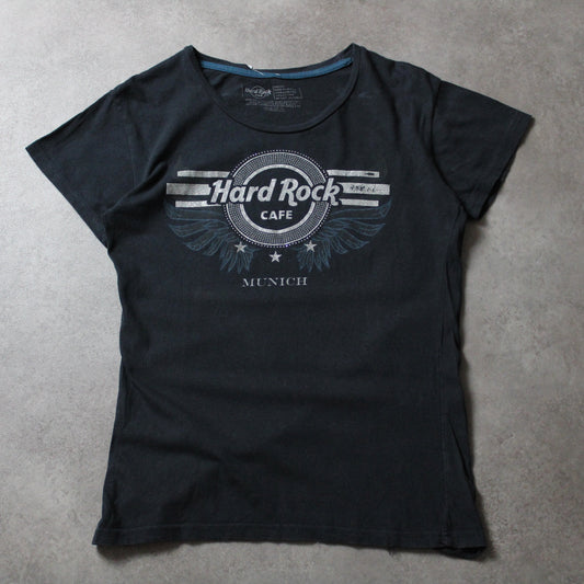 Hard Rock Cafe München Bedrucktes T-Shirt (Damen-M)
