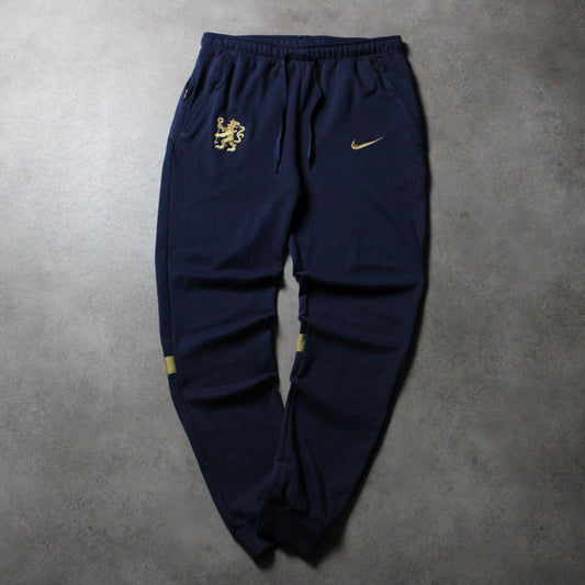 Nike Chelsea Sweatpants (Man-M)