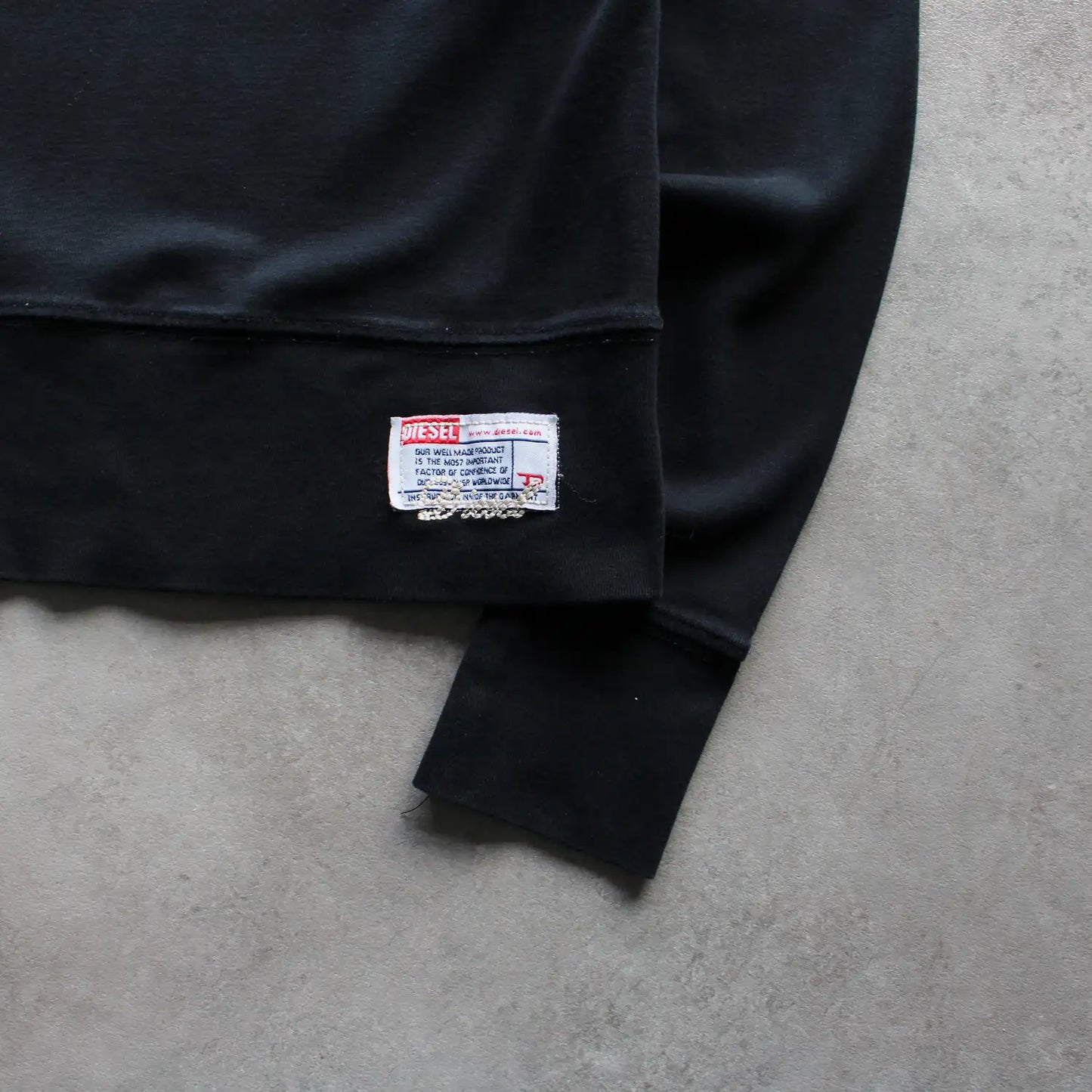 Diesel Printed Patch Long Sleeve Tee – Black (Woman-M)