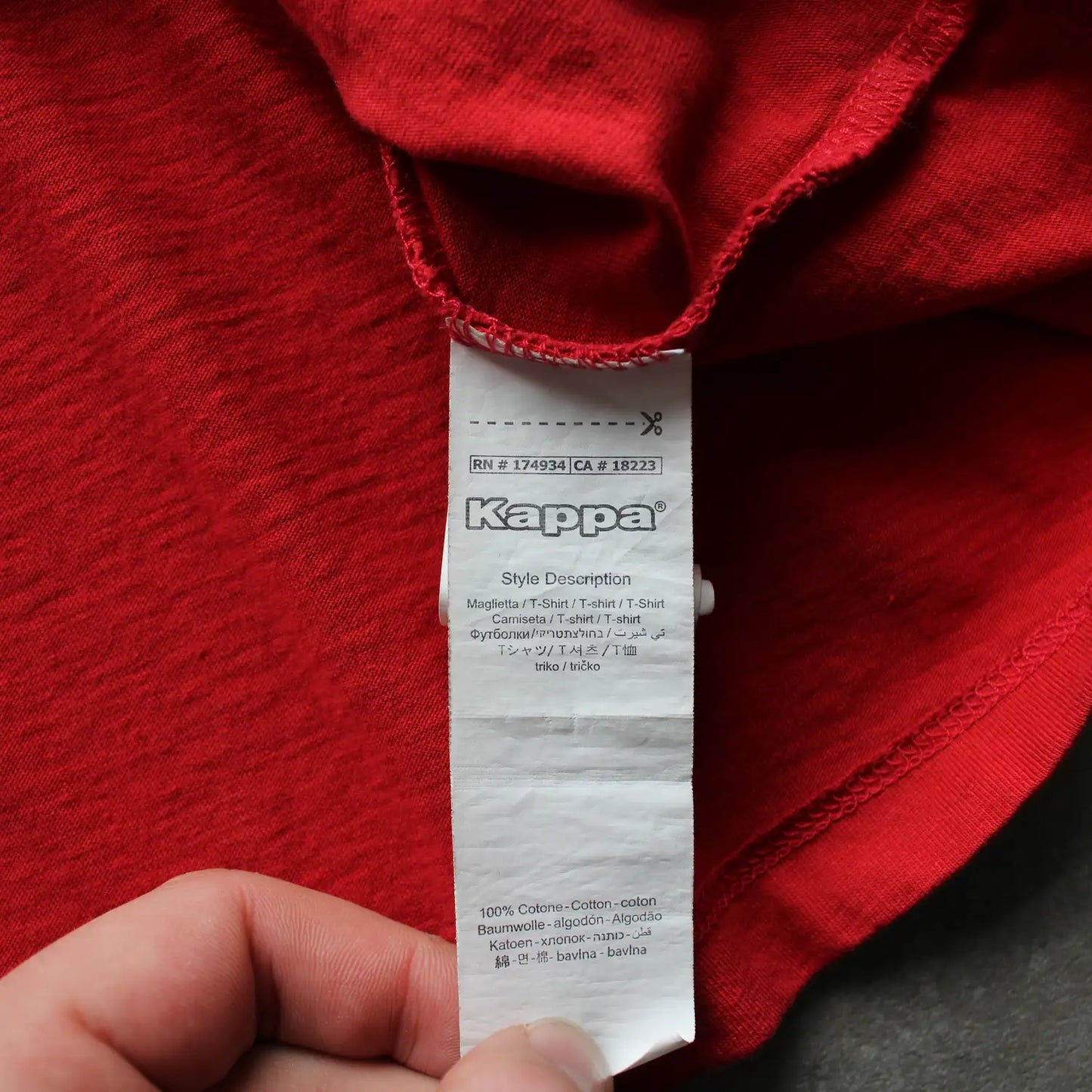 Kappa Logo V-Neck Crop Top – Red (Woman-M)