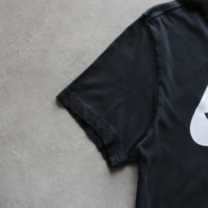 Nike Printed Logo Tee – Black/White (Man-S)