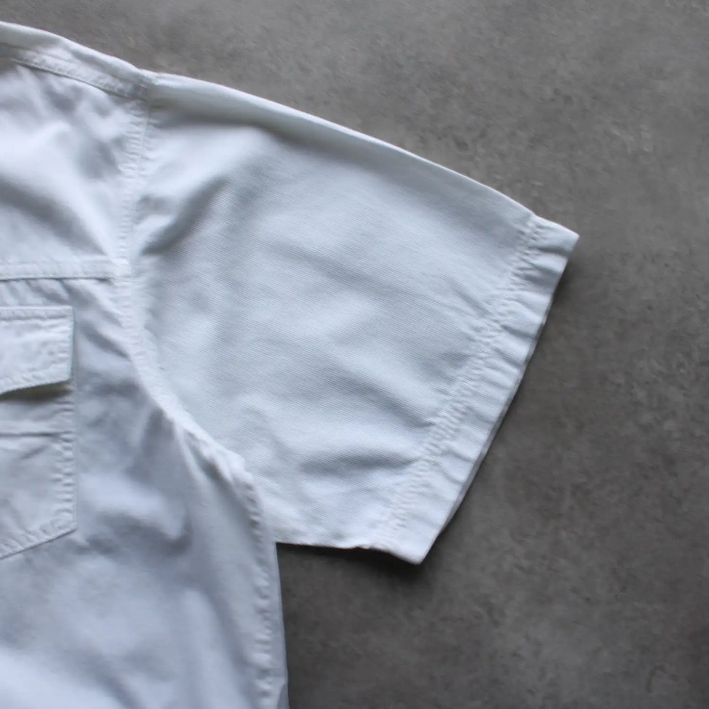 Davys Button-Up Short Sleeve Shirt – White (Man-L)