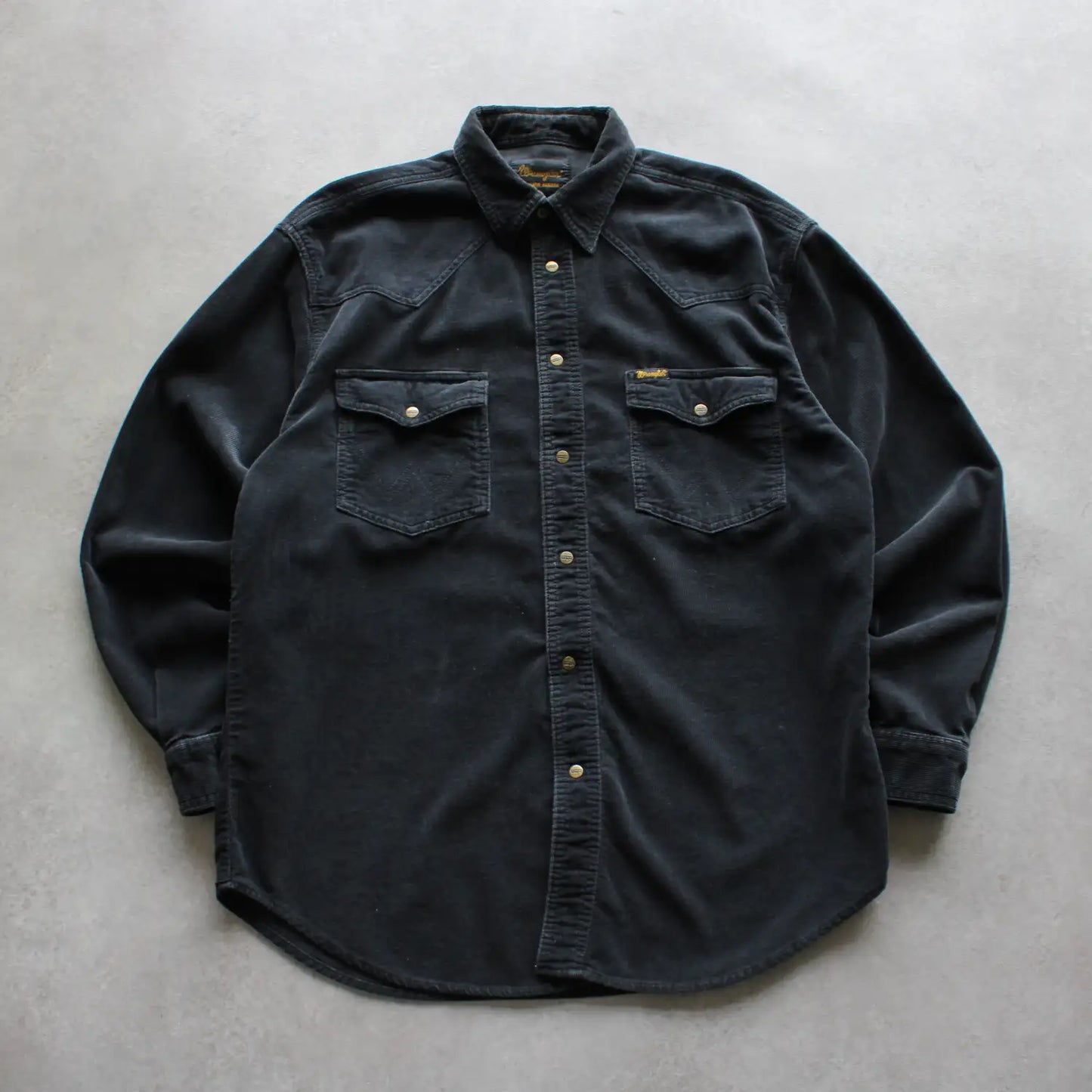 Wrangler Western Corduroy Shirt – Black (Man-M)