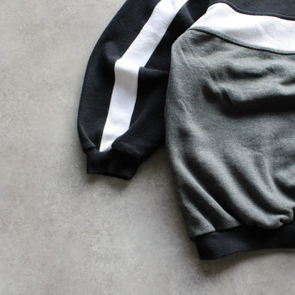 Reebok Contrast Panel Sweatshirt – Black/Grey (Man-L)